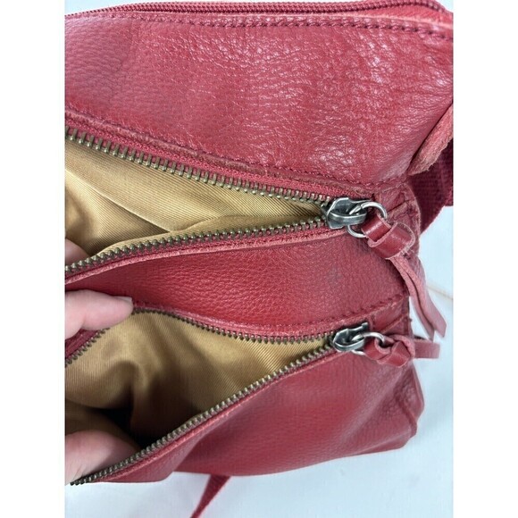 The Sak Crossbody Bag Purse Lipstick Red Leather Zipper Pockets Adjustable Strap - Picture 15 of 16
